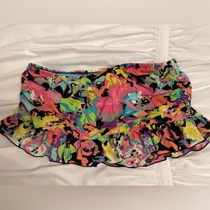 Colorful Floral Ruffled Swim Skirt Kenneth Cole